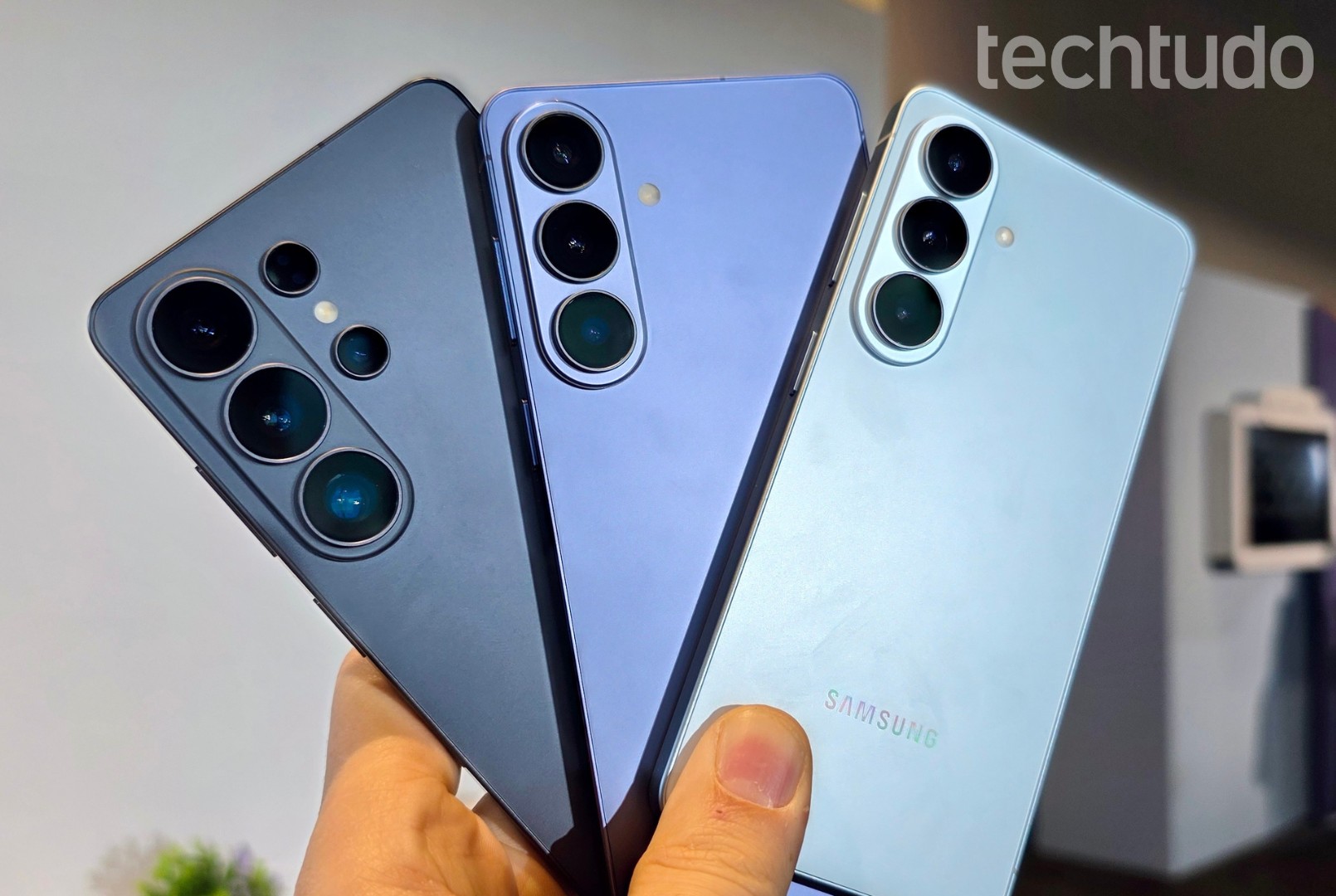 iPhone ficou para tr&aacute;s? Esses 5 celulares inovaram bem mais