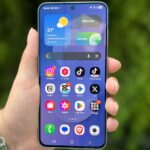 Celulares Samsung com bateria de longa duração  — Foto: Miguel Roberto e Francisco Paulo/TechTudo