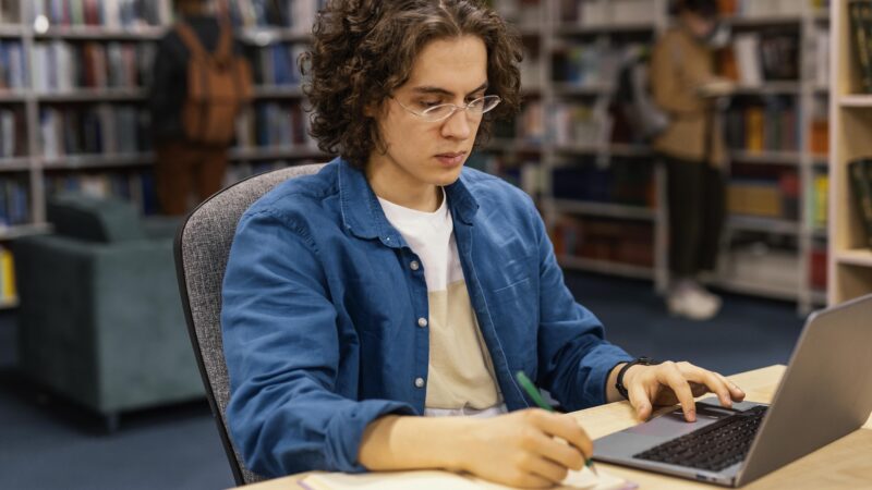 IAs para estudar: testamos e aprovamos as que realmente ajudam