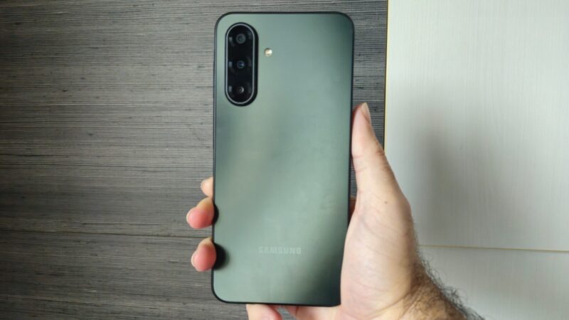 Prime Day 2026: 3 celulares com 256 GB em promo&ccedil;&atilde;o
