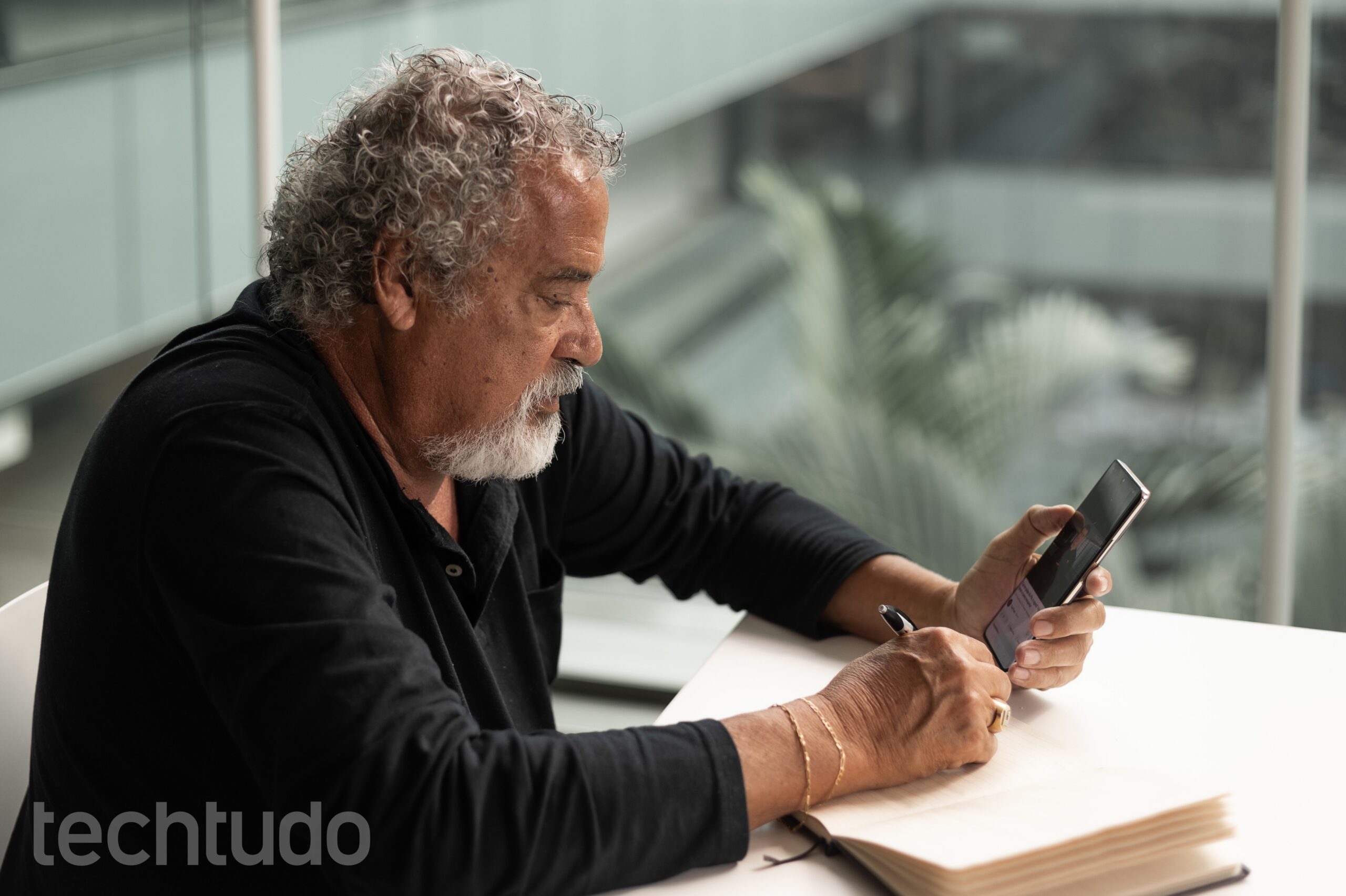 Como fazer carteirinha de idoso para viajar de gra&ccedil;a?