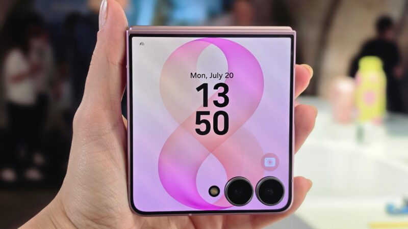 Galaxy Z Flip 8 fica mais fino e leve, mas sem grandes mudan&ccedil;as