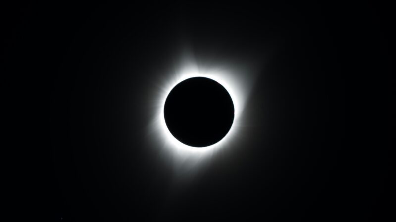 Eclipse solar total hoje (12): veja como ver ao vivo da NASA e ESA