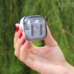 O Galaxy Buds 4 Pro é uma das opções da lista — Foto: Ana Letícia Loubak/TechTudo