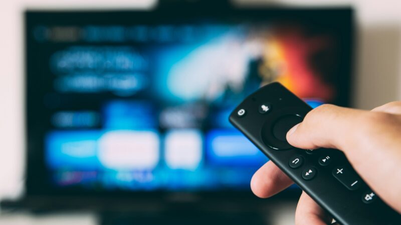 IPTV: o que &eacute;, quando &eacute; legal e por que alguns servi&ccedil;os s&atilde;o arriscados