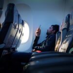 Wi-fi a bordo: de onde vem a internet que voc&ecirc; usa no avi&atilde;o?
