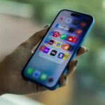 Brasileiros usam apps de banco, mas ainda controlam gastos no papel