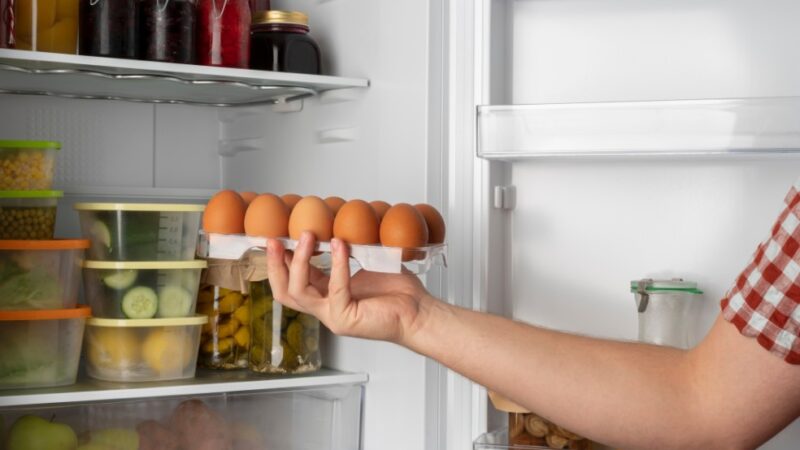 7 erros que voc&ecirc; comete na geladeira e aumentam a conta de luz