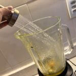 Este truque limpa o liquidificador em menos de um minuto; veja como fazer