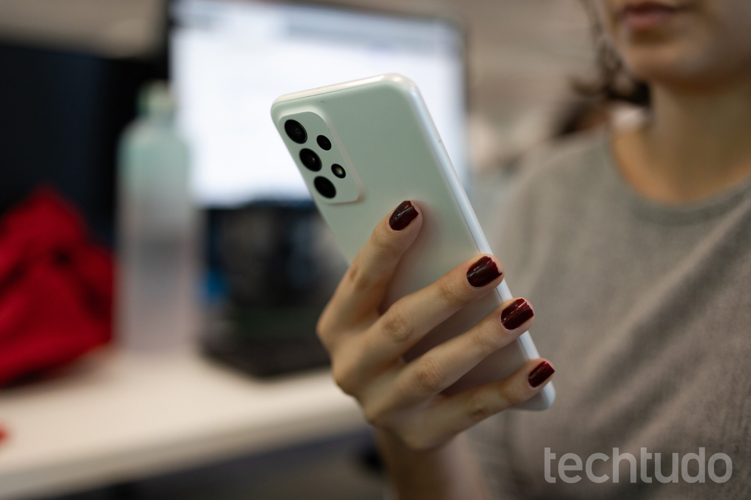 Celular prejudica a mem&oacute;ria? Especialistas explicam