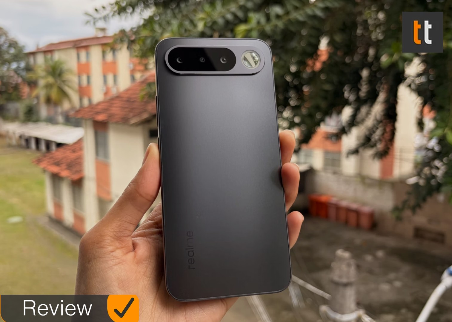 realme 16 combina bateria grande, design fino e tela brilhante; review