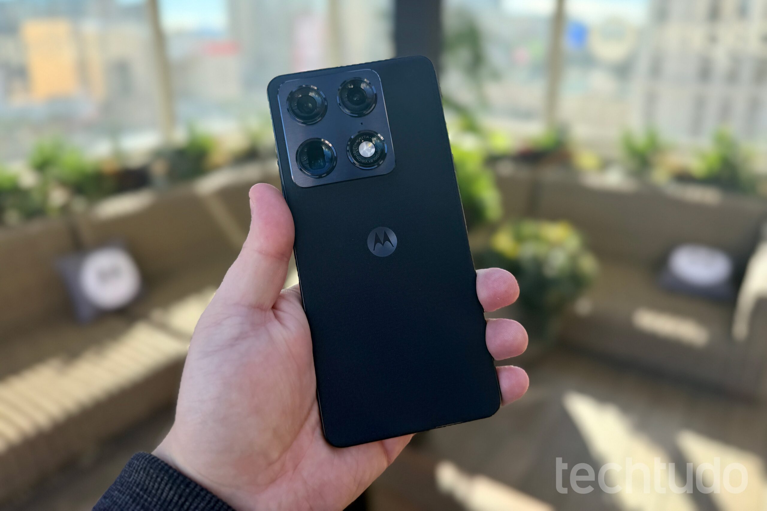 Com pressa? Veja 8 celulares turbo que v&atilde;o de 0 a 100% muito r&aacute;pido