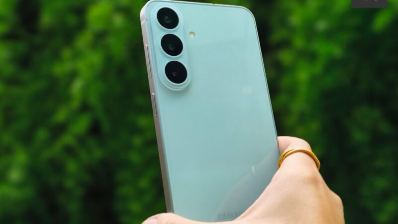 Galaxy S26 FE n&atilde;o inova, mas entrega experi&ecirc;ncia premium s&oacute;lida